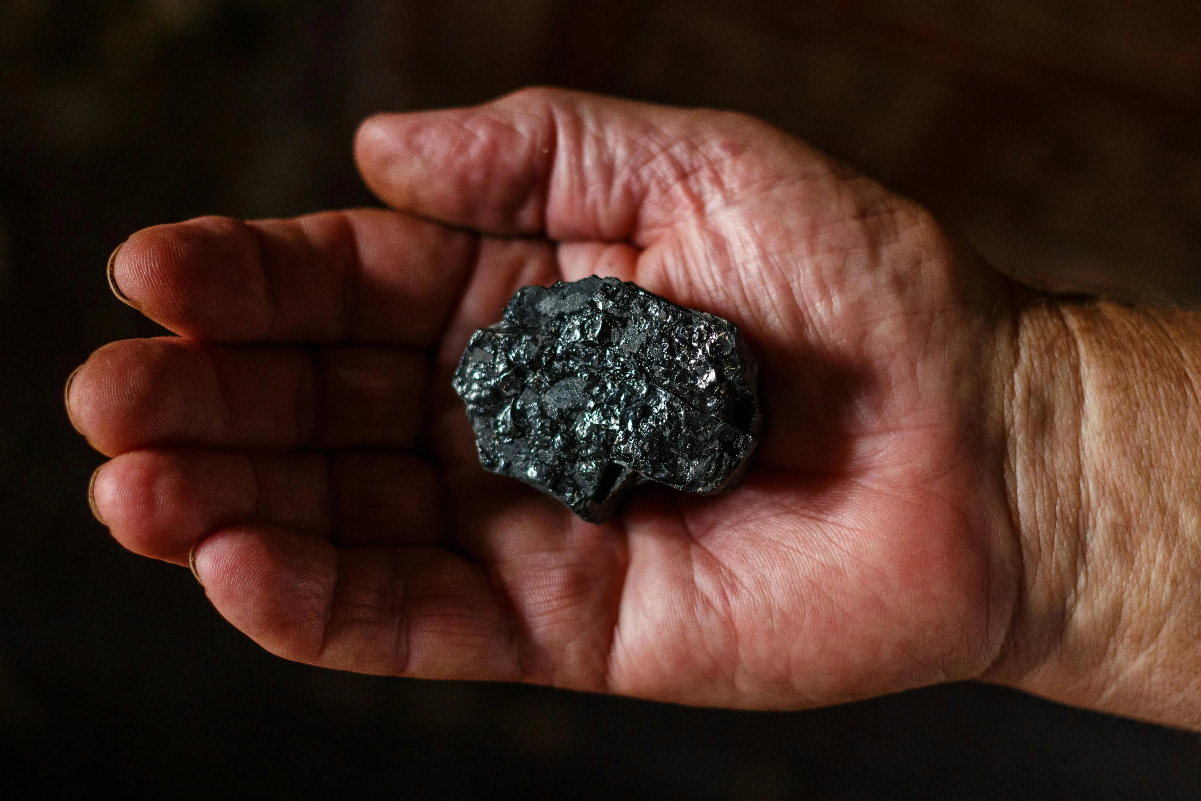 hand coal